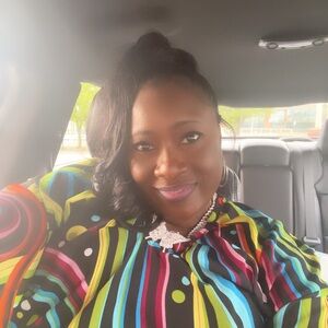 Meet your Posher, Author sherena